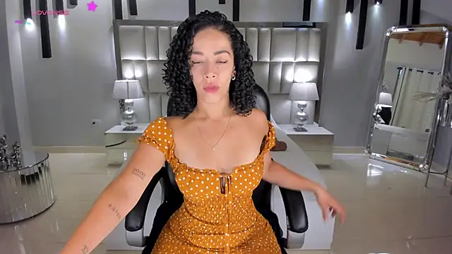 AlessaRomero online show from 03/23/26, 07:47