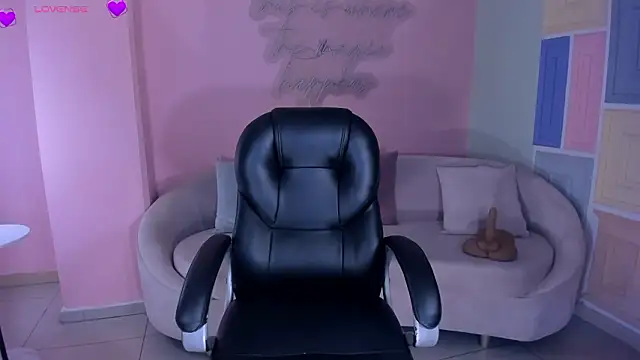 AlessaRomero online show from 02/24/26, 07:04