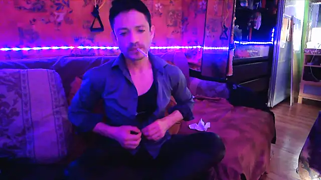 Snapshot of Tony_Torrente chatting on 12/04/24, 04:48 Tony Torrente online show from 12/04/24, 04:48