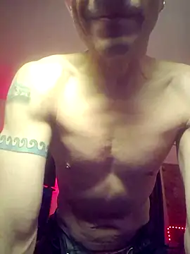 Snapshot of Tony_Torrente chatting on 01/08/25, 07:13 Tony Torrente online show from 01/08/25, 07:13