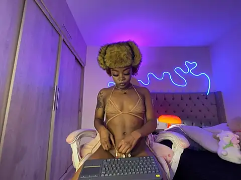 Miss westt  online show from 03/30/26, 12:01