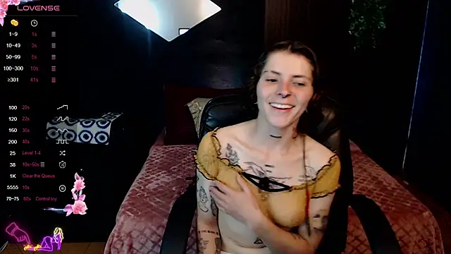 pretty cristal69 online show from 03/15/26, 12:28