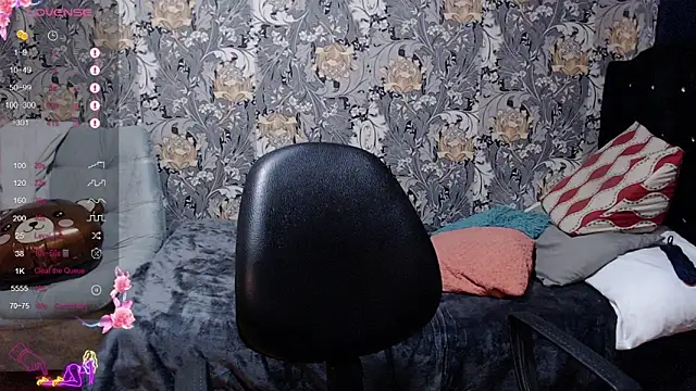 pretty cristal69 online show from 05/10/26, 12:47