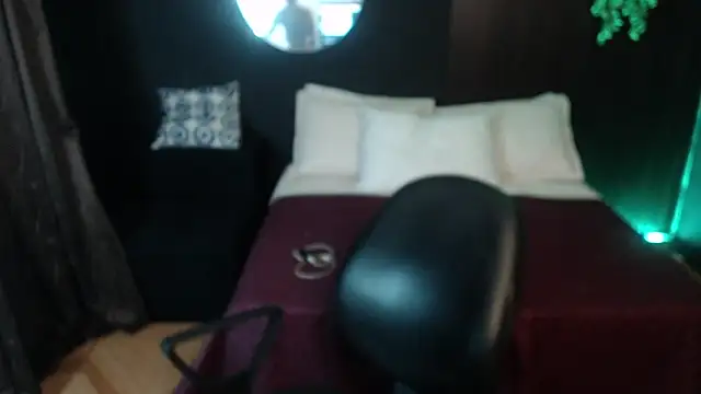 pretty cristal69 online show from 01/17/26, 01:42