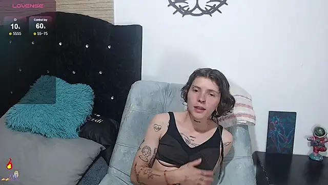 pretty cristal69 online show from 09/12/25, 02:44