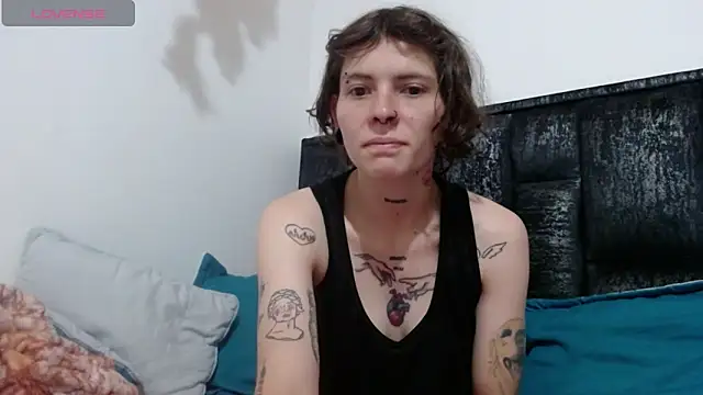 pretty cristal69 online show from 09/27/25, 02:23