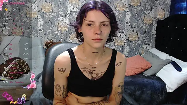 pretty cristal69 online show from 05/07/26, 12:30