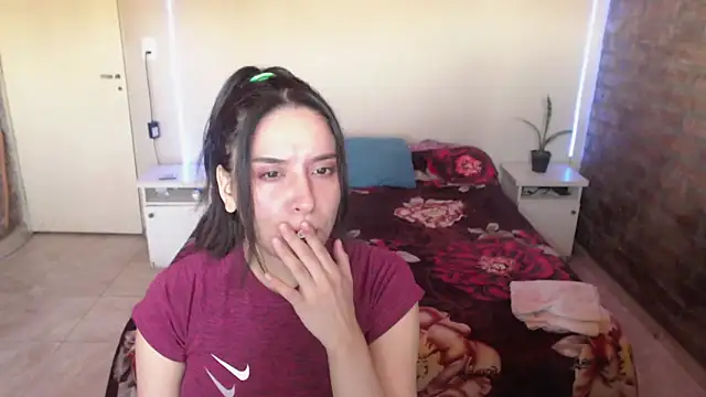 Snapshot of KityEstrover chatting on 12/02/24, 12:35 KityEstrover online show from 12/02/24, 12:35