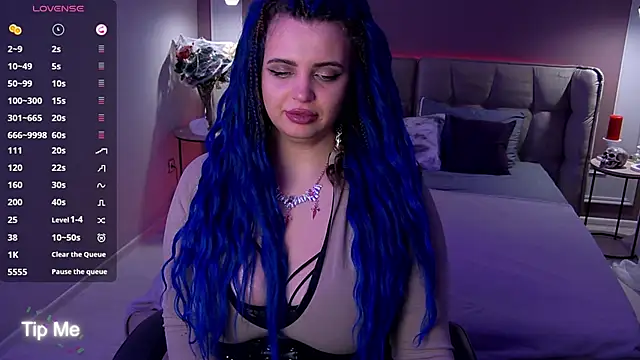 Miss Maya Mils online show from 11/28/25, 01:06