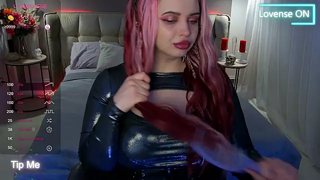 Miss Maya Mils online show from 03/12/25, 01:03