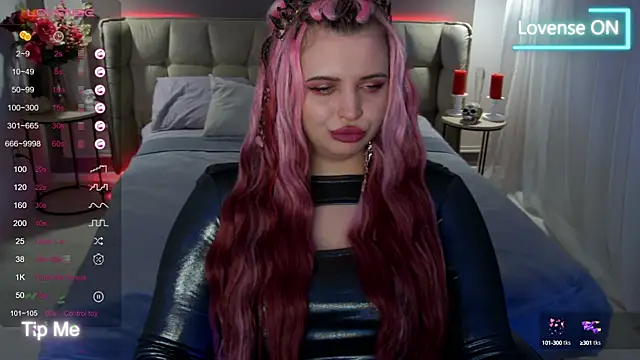 Miss Maya Mils online show from 03/12/25, 07:13