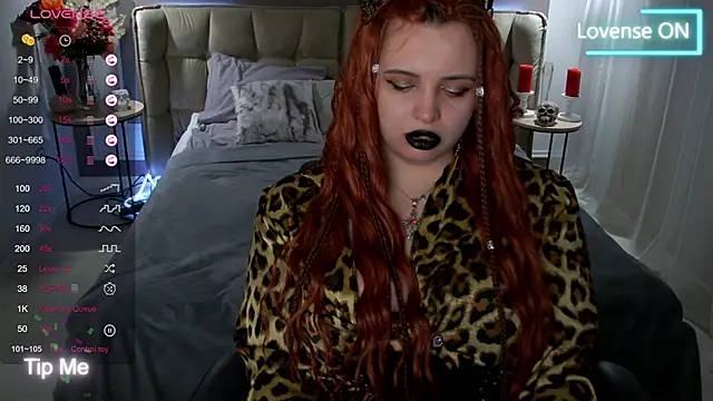 Miss Maya Mils online show from 03/19/25, 07:18