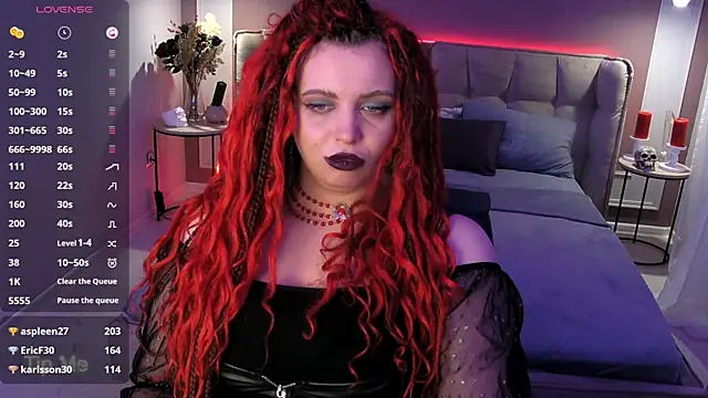 Miss Maya Mils online show from 04/11/26, 07:45