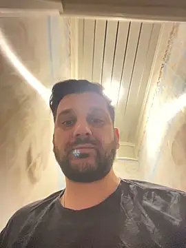 MaeltraJoy online show from 10/06/25, 10:49