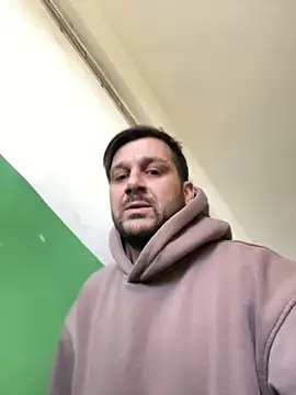 MaeltraJoy online show from 10/01/25, 11:14