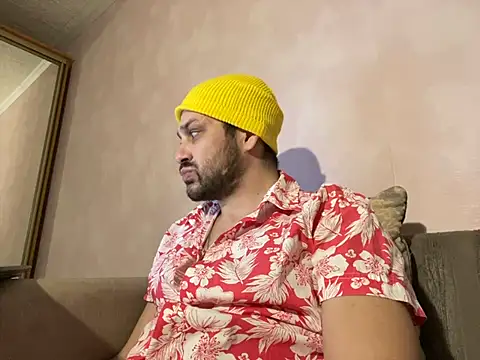 MaeltraJoy online show from 12/13/24, 06:59