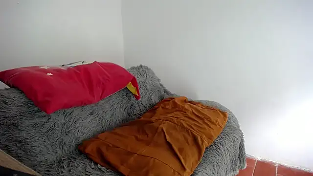 Snapshot of krityn_12 chatting on 12/15/25, 12:22 krityn 12 online show from 12/15/25, 12:22