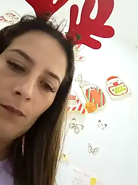 Snapshot of Rousse92 chatting on 12/02/24, 01:09 Rousse92 online show from 12/02/24, 01:09