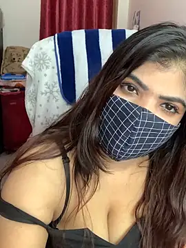 Snapshot of Fantastic_ruby chatting on 03/04/25, 10:05 Fantastic ruby online show from 03/04/25, 10:05