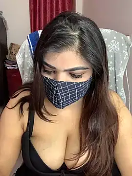 Snapshot of Fantastic_ruby chatting on 03/13/25, 01:07 Fantastic ruby online show from 03/13/25, 01:07