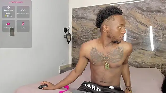 kaleb violeta 1 online show from 11/15/25, 03:54