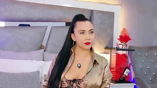 Snapshot of Evangeline_Taylorr chatting on 10/09/25, 01:00 Evangeline Taylorr online show from 10/09/25, 01:00