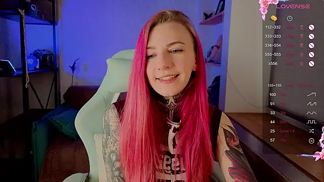 Roxy      online show from 11/11/25, 06:30