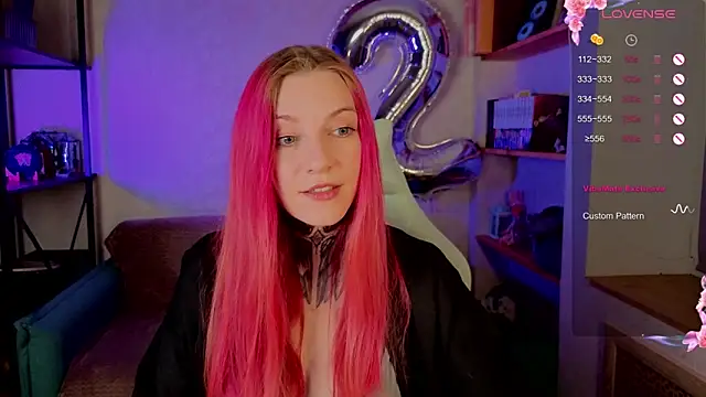 Roxy      online show from 10/23/25, 09:13