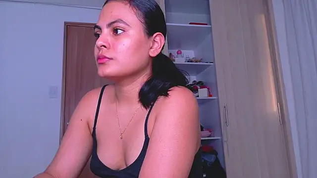 Snapshot of california_0 chatting on 10/02/25, 10:13 california 0 online show from 10/02/25, 10:13