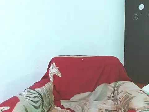 lucydreamm online show from 04/19/26, 12:44