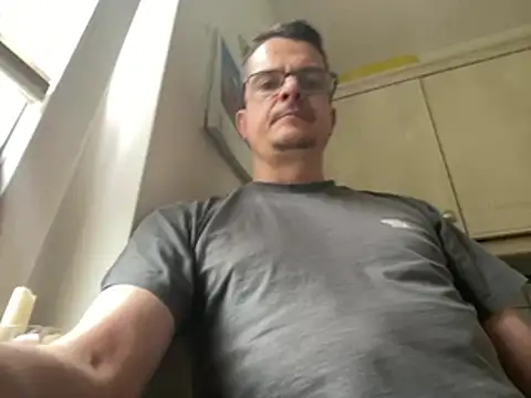 deskriptive online show from 06/12/26, 04:16