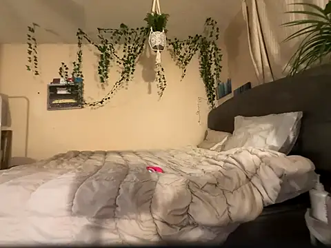 magicalc00ch online show from 10/31/25, 07:16