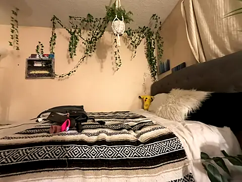 magicalc00ch online show from 12/04/25, 12:31