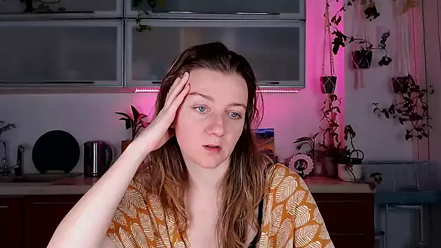 Elly Helly online show from 12/07/24, 08:44