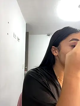 IsabelleFoxx  online show from 12/20/25, 09:39