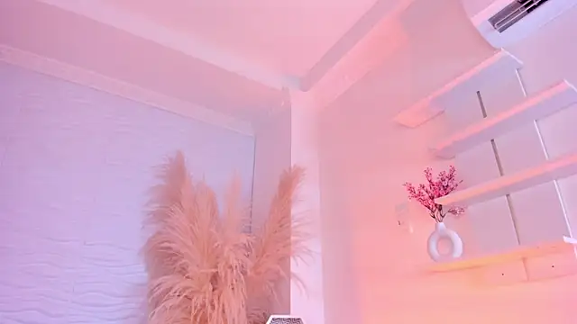 IsabelleFoxx  online show from 04/17/26, 10:56