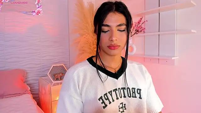 IsabelleFoxx  online show from 03/23/26, 08:30