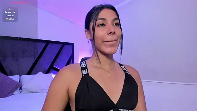 Snapshot of IsabelleFoxx_ chatting on 09/12/25, 10:42 IsabelleFoxx online show from 09/12/25, 10:42