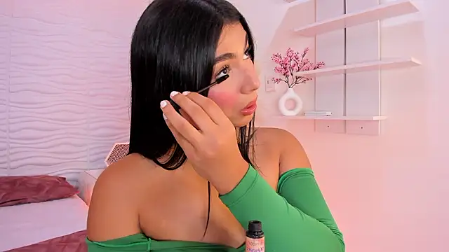 IsabelleFoxx  online show from 03/18/26, 10:32