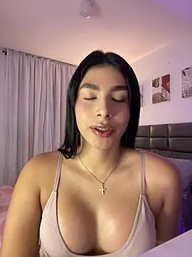 IsabelleFoxx  online show from 05/21/26, 12:41