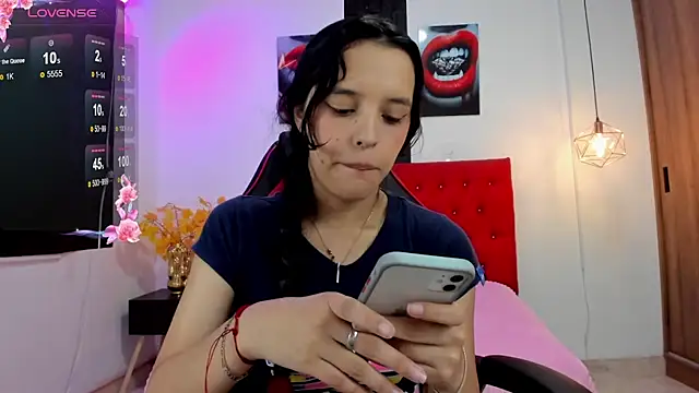 Snapshot of melissa_sc chatting on 02/20/25, 02:35 melissa sc online show from 02/20/25, 02:35