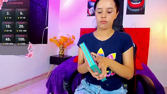 Snapshot of melissa_sc chatting on 03/17/25, 01:29 melissa sc online show from 03/17/25, 01:29