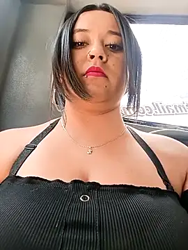 Snapshot of Cristal__04 chatting on 03/22/25, 06:47 Cristal 04 online show from 03/22/25, 06:47