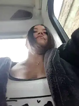 Cristal  04 online show from 11/19/25, 05:35