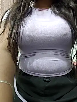 MohiniHott online show from 11/18/25, 06:17