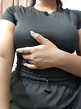 MohiniHott online show from 05/05/26, 06:05
