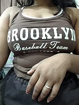 MohiniHott online show from 04/08/26, 03:52