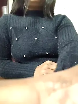 Snapshot of MohiniHott chatting on 01/24/25, 08:23 MohiniHott online show from 01/24/25, 08:23