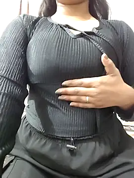 MohiniHott online show from 12/23/25, 06:12