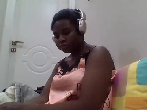 queenzuena online show from 07/01/26, 09:59